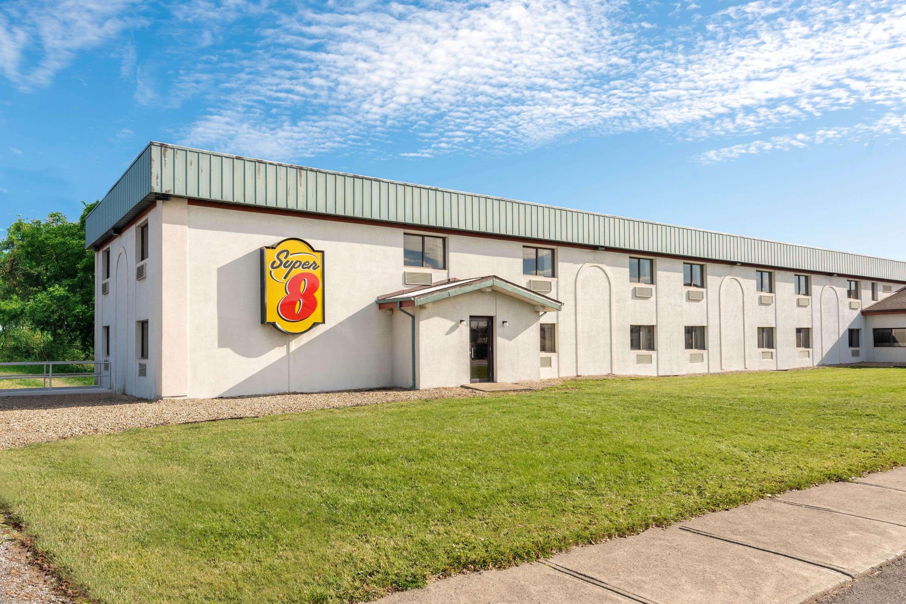 Hotel Super 8 Cleveland North Ridgeville Exterior foto